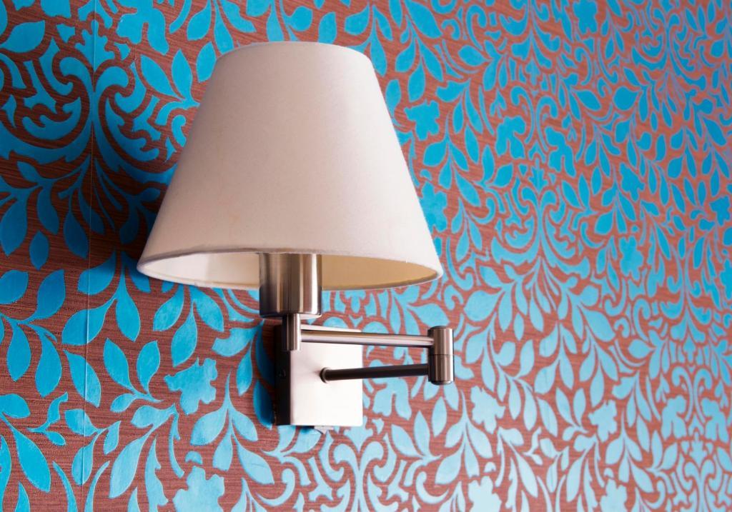 Hospedium Hostal Un Punto Chic Huesca Kamer foto