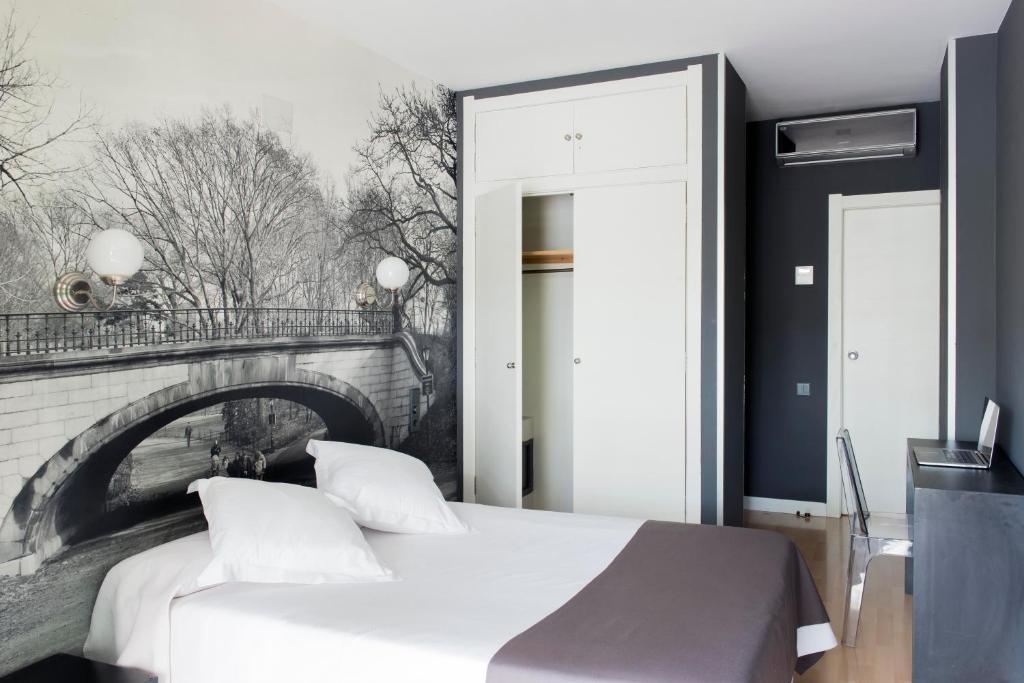 Hospedium Hostal Un Punto Chic Huesca Kamer foto